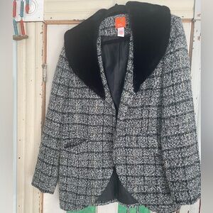 Hearts of Palm Black and Gray Tweed Blazer w/ Black fur collar 💕 plus size